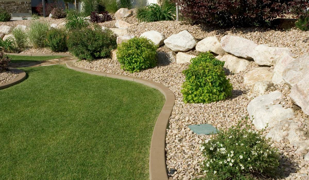 Mesa az landscape companies